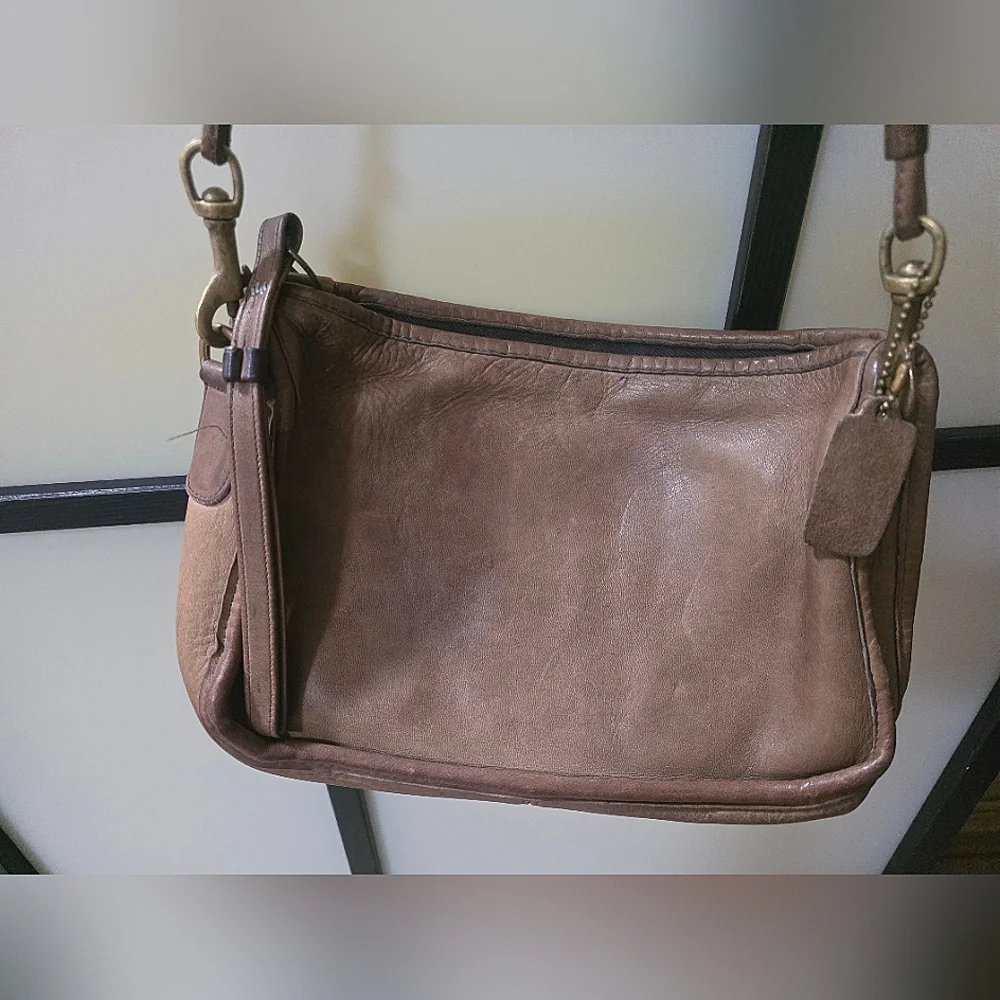 AUTHENTIC VINTAGE RARE COACH GENUINE LEATHER HAND BAG 12.5